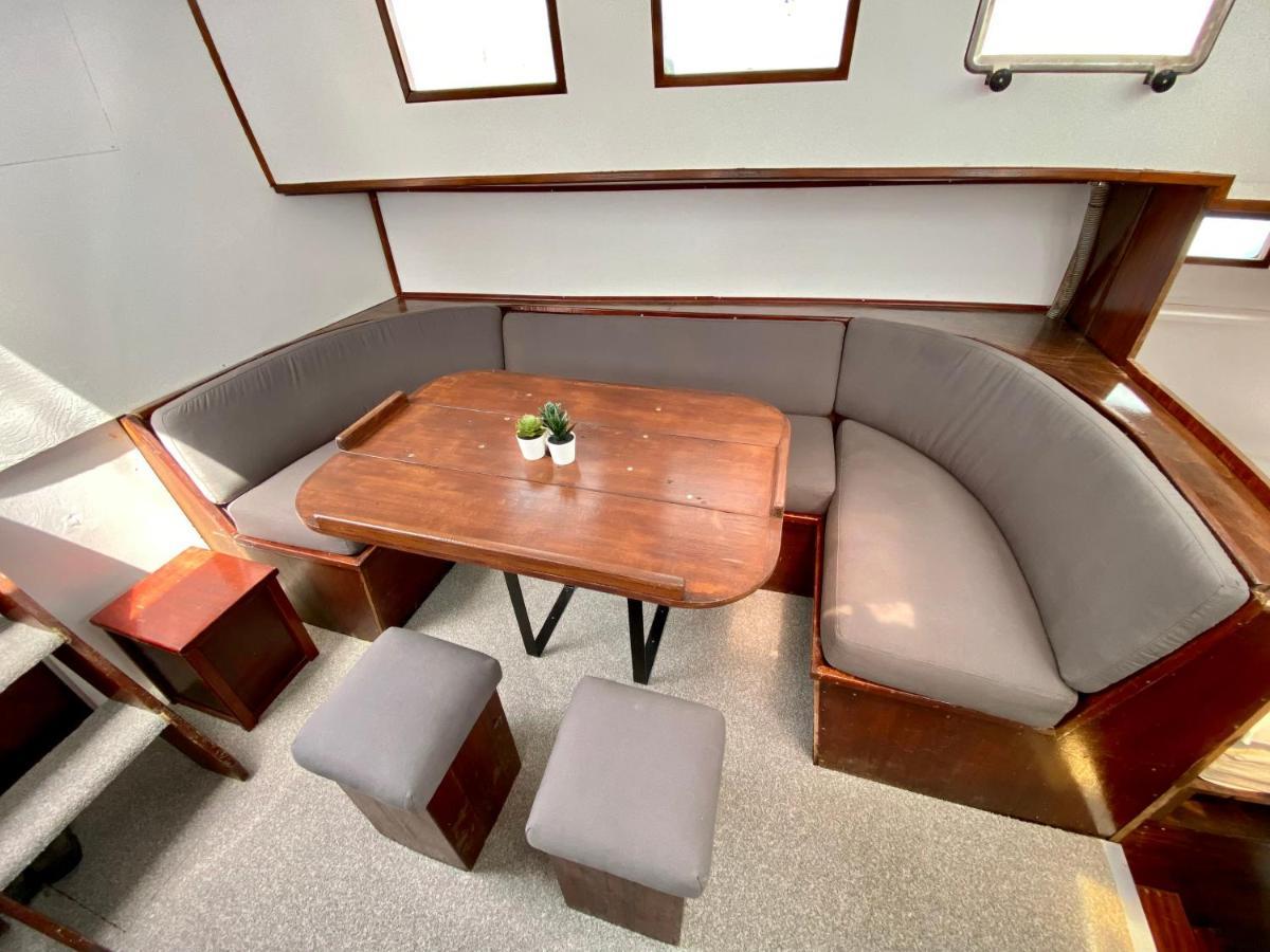 Fantastico Velero En Barcelona Hotel Сант Адриа де Бесос Екстериор снимка